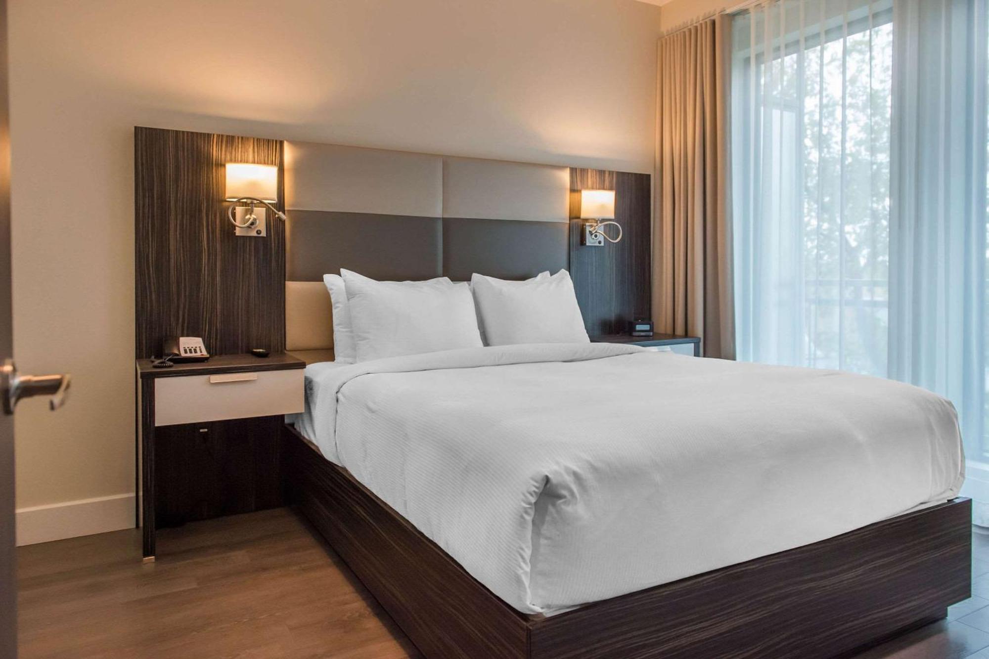 Les Suites Victoria, Ascend Hotel Collection Gatineau Dış mekan fotoğraf
