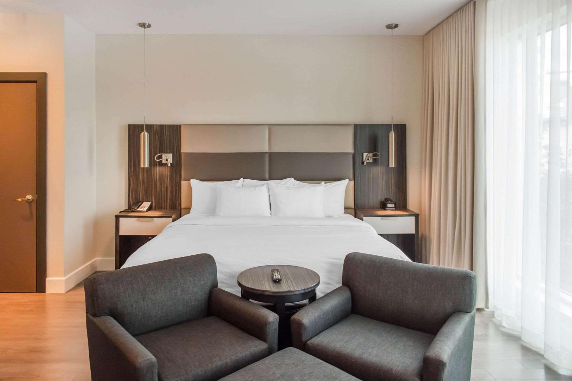 Les Suites Victoria, Ascend Hotel Collection Gatineau Dış mekan fotoğraf
